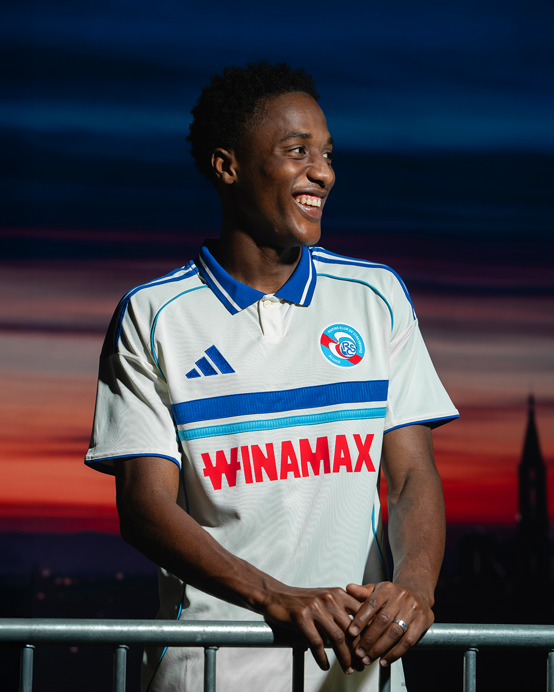 RC Strasbourg voetbalshirts 2025-2026 ode aan kathedraal, retro shirt en ooievaar!