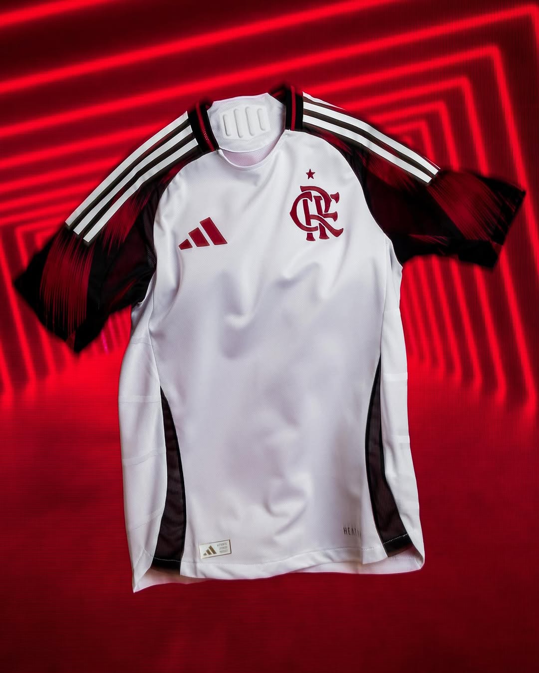 Dit zijn de CR Flamengo voetbalshirts 2025-2026