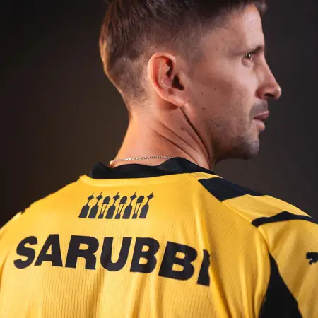 Dit zijn de Peñarol voetbalshirts 2024-2025