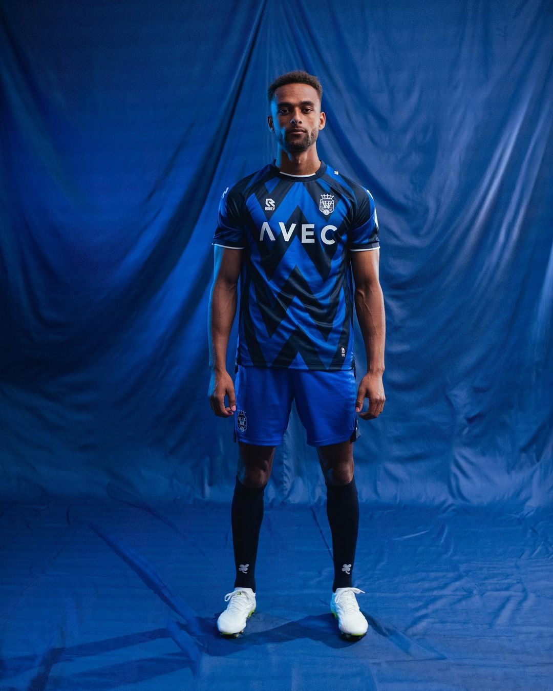 Willem II voetbalshirts 2023-2024