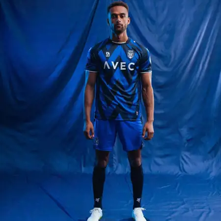 Willem II voetbalshirts 2023-2024