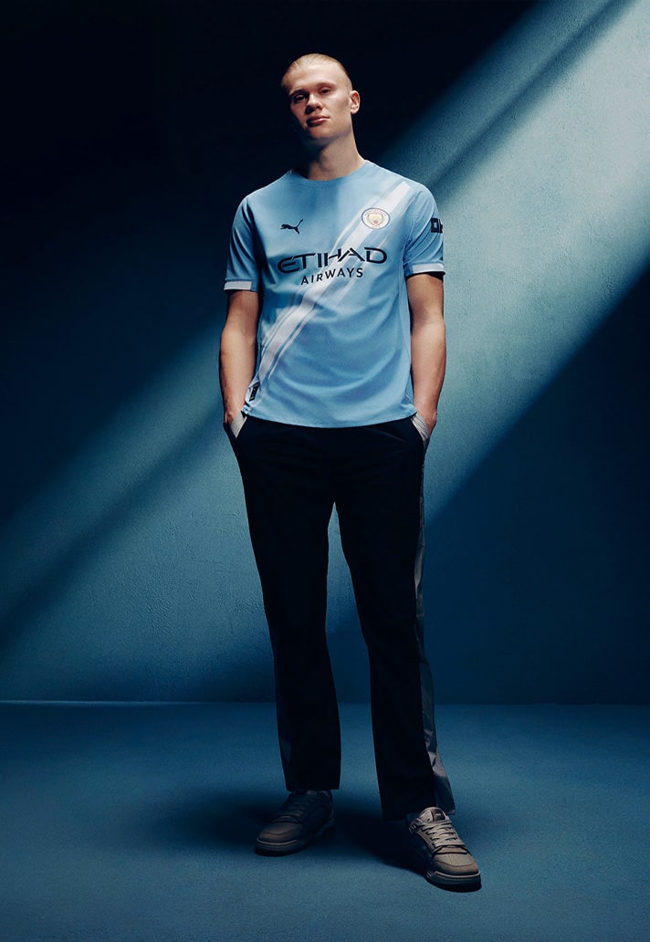 Manchester City thuisshirt 2025-2026 bevat diagonale baan uit jaren '70!