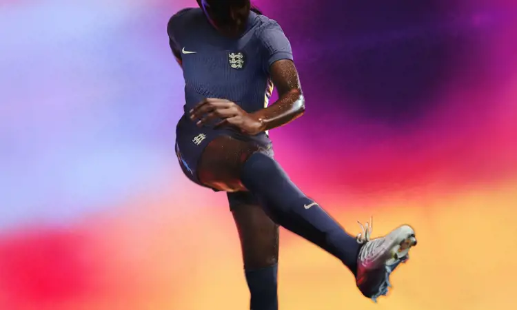 Engeland EK 2024 uitshirt is paars!