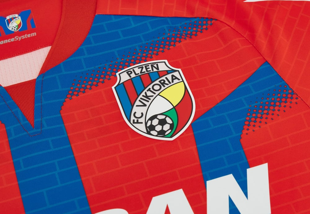 Viktoria Plzen voetbalshirts 2023-2024