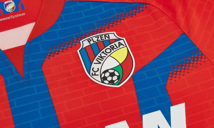 Viktoria Plzen voetbalshirts 2023-2024