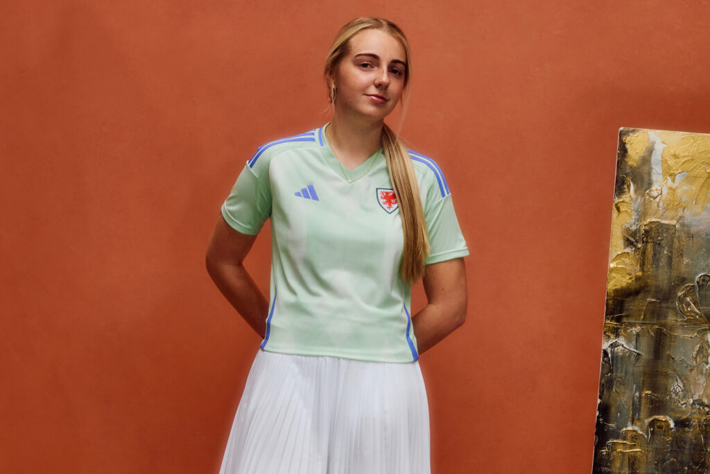 Wales Vrouwen Voetbalshirt 2025