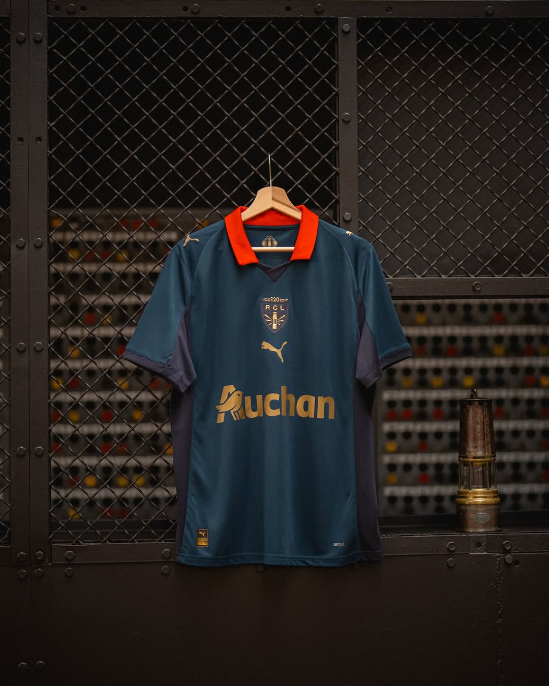 RC Lens en Puma lanceren speciaal Sainte Barbe shirt 2025-2026