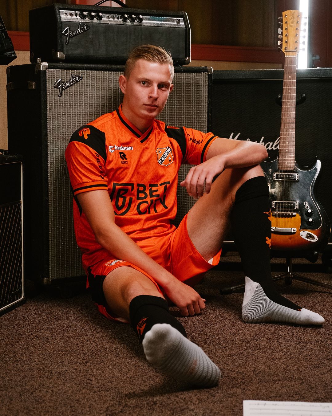 FC Volendam voetbalshirts 2024-2025 in teken muziek en Awaydays!