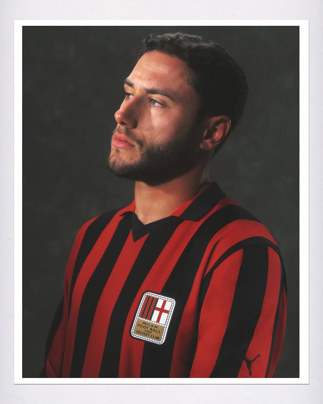 AC Milan viert 125 jarig jubileum met speciaal voetbalshirt