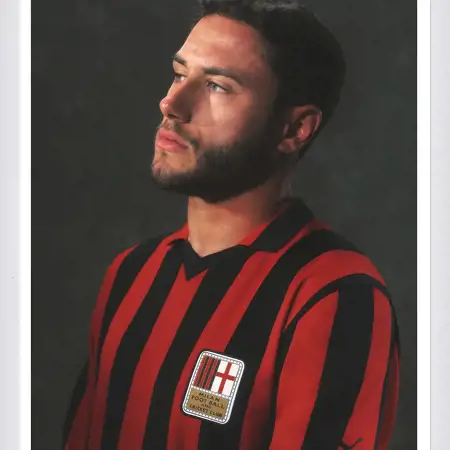 AC Milan viert 125 jarig jubileum met speciaal voetbalshirt