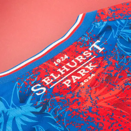 Crystal Palace voetbalshirts 2024-2025 bevatten opvallende adelaar print