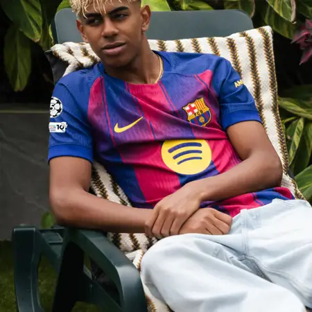 FC Barcelona thuisshirt 2025-2026 bevat flitsende Blaugrana banen!