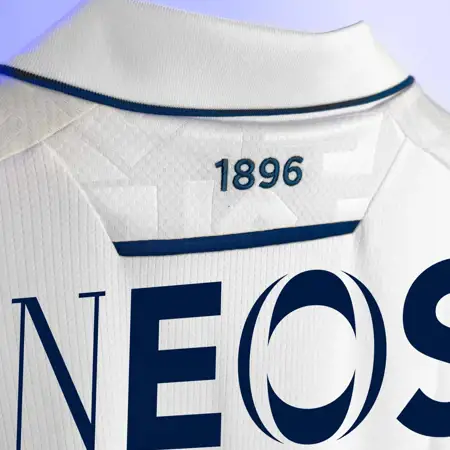 Dit zijn de FC Lausanne Sport voetbalshirts 2025-2026