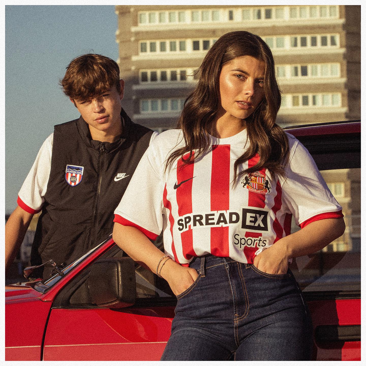 Sunderland voetbalshirts 2023-2024