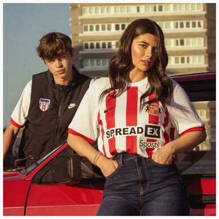 Sunderland voetbalshirts 2023-2024