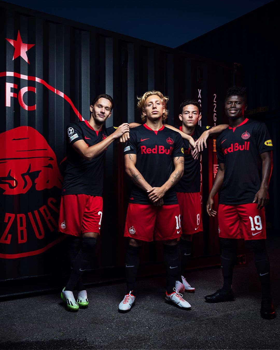 Red Bull Salzburg voetbalshirts 2023-2024