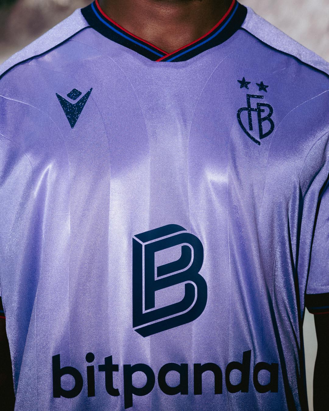 FC Basel voetbalshirts 2025-2026 ode aan stad Baslertab