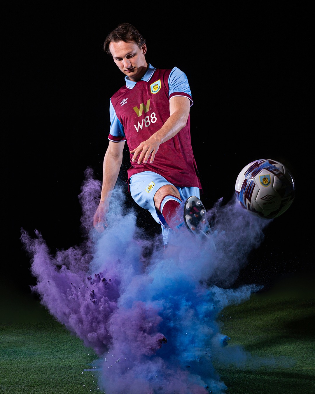 Burnley voetbalshirts 2023-2024