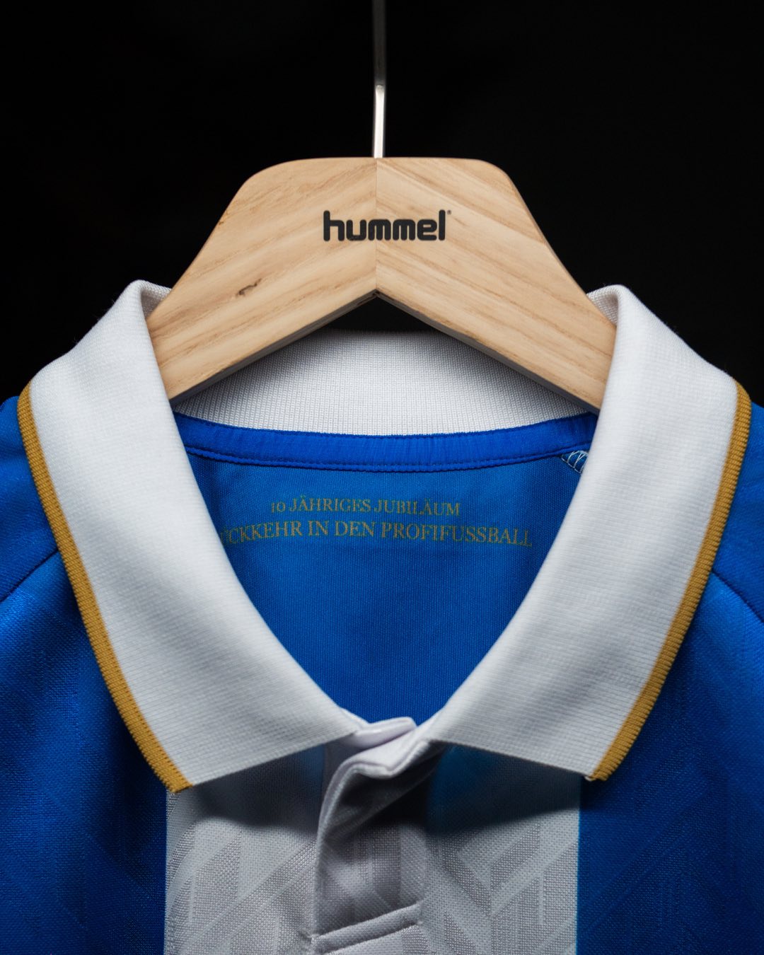 FC Magdeburg en Hummel lanceren special edition voetbalshirt 2025