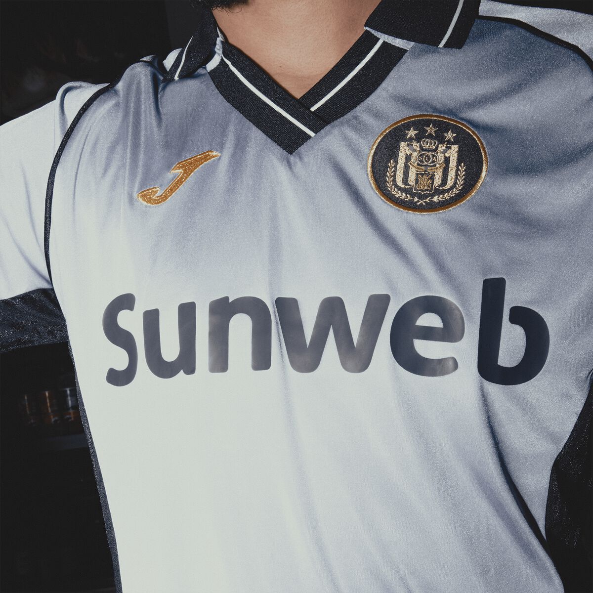 RSC Anderlecht voetbalshirts 2025-2026 ontworpen door Mosaert! 