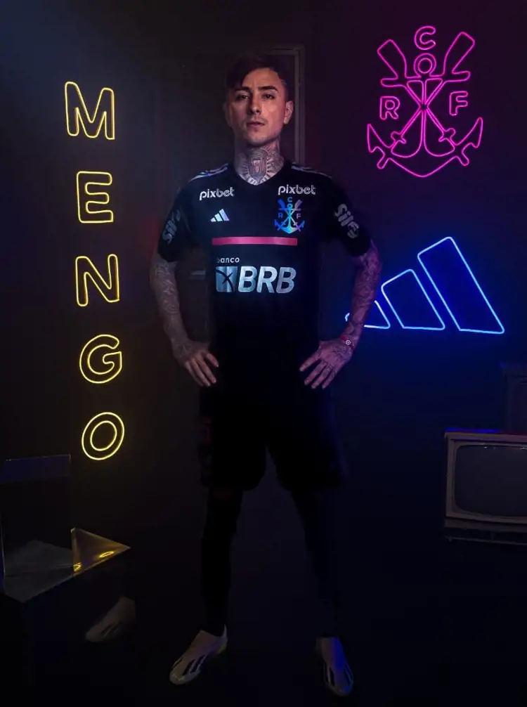 CR Flamengo voetbalshirts 2023-2024