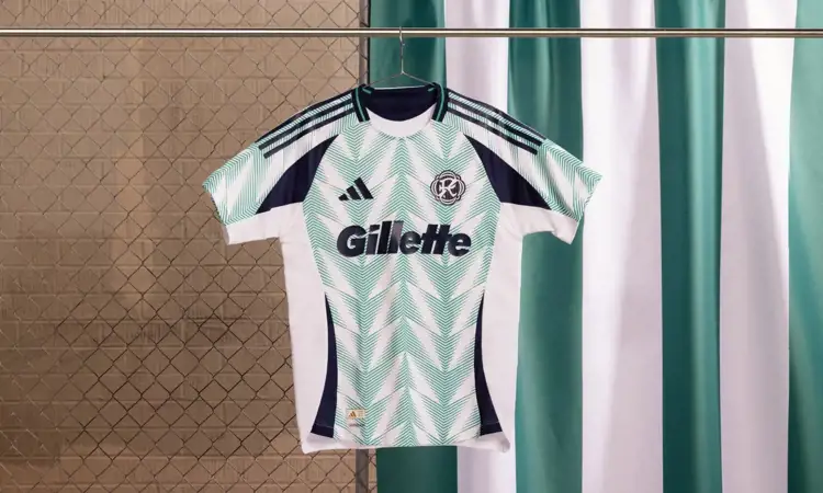 New England Revolution uitshirt 2025-2026 geïnspireerd door vlag