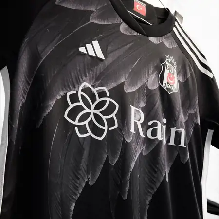 Besiktas voetbalshirts 2023-2024