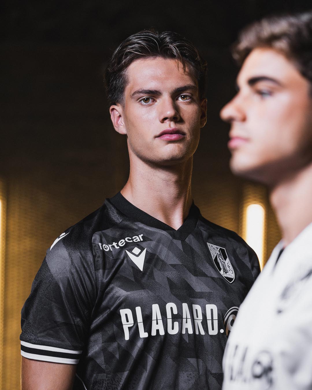 Dit zijn de SC Vitoria voetbalshirts 2025-2026
