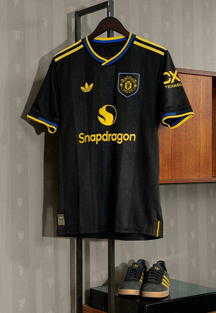 Manchester United 3e shirt 2025-2026 geïnspireerd door uitshirt 1993-1995
