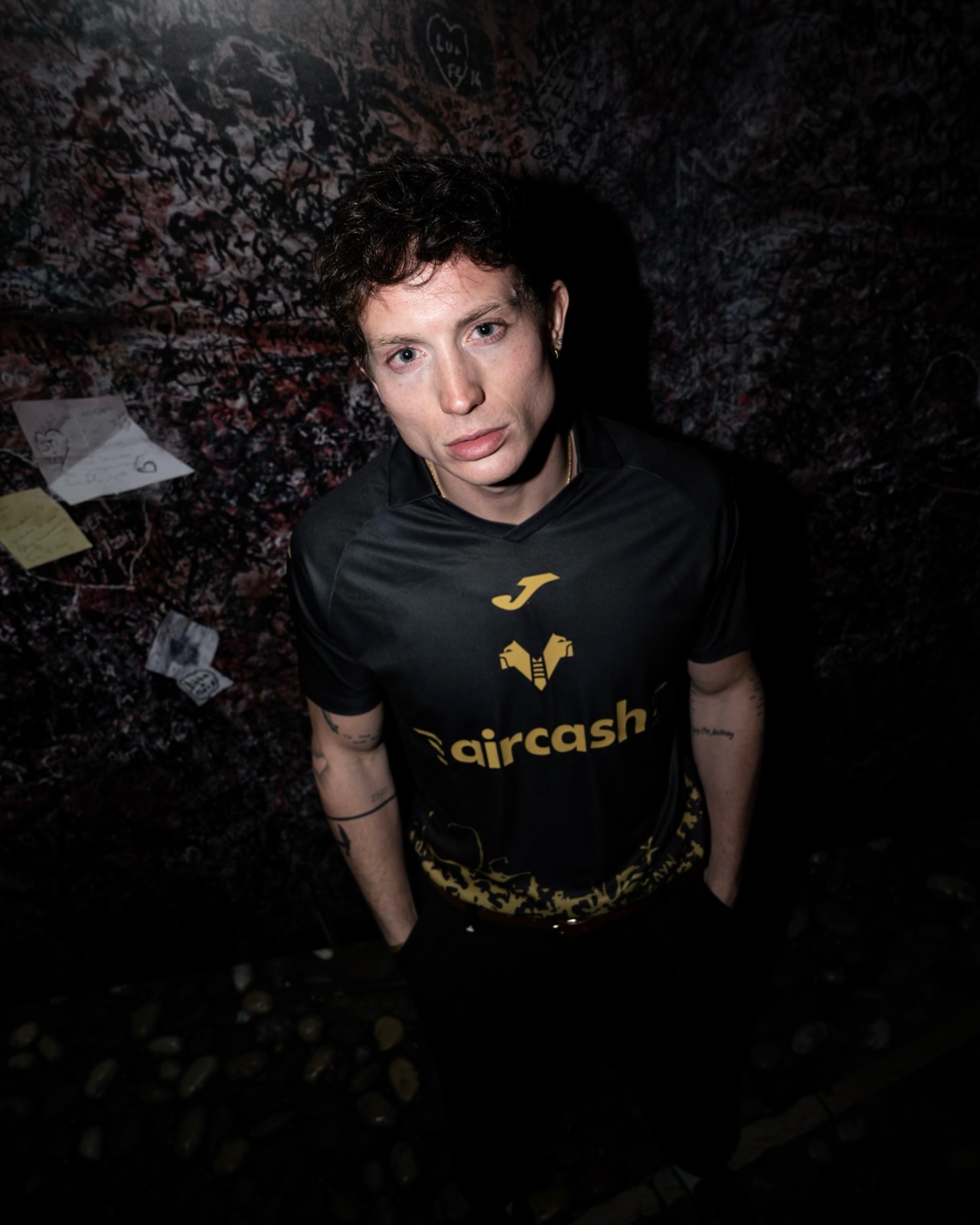 Hellas Verona 4e shirt 2025-2026 in teken Valentijn