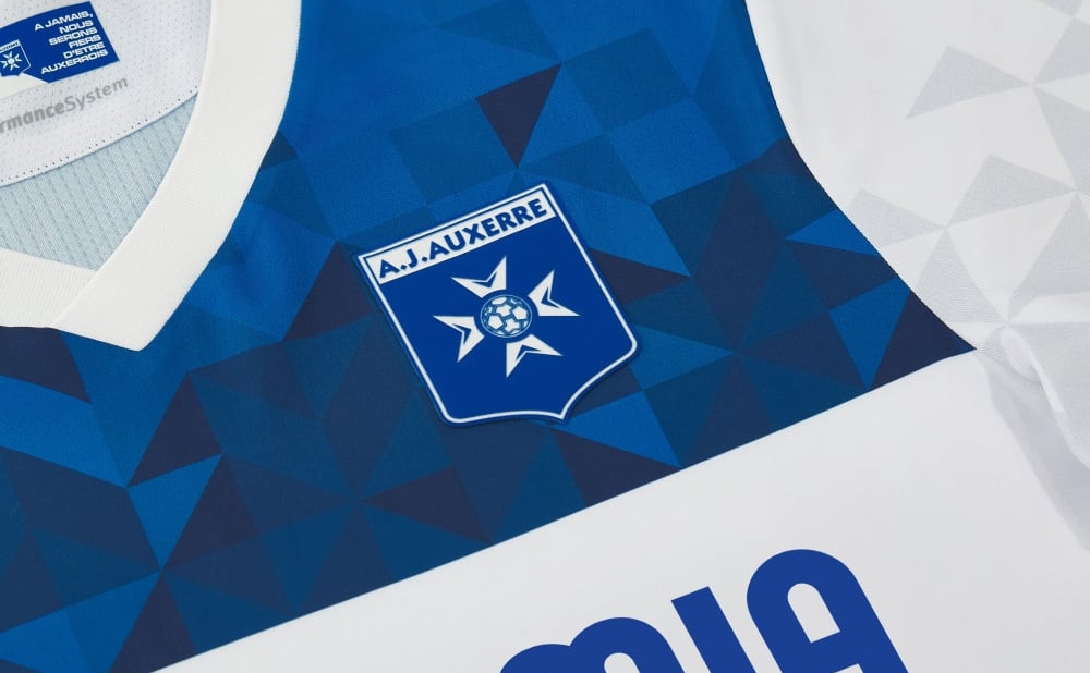 Aj Auxerre Voetbalshirts 20232 204