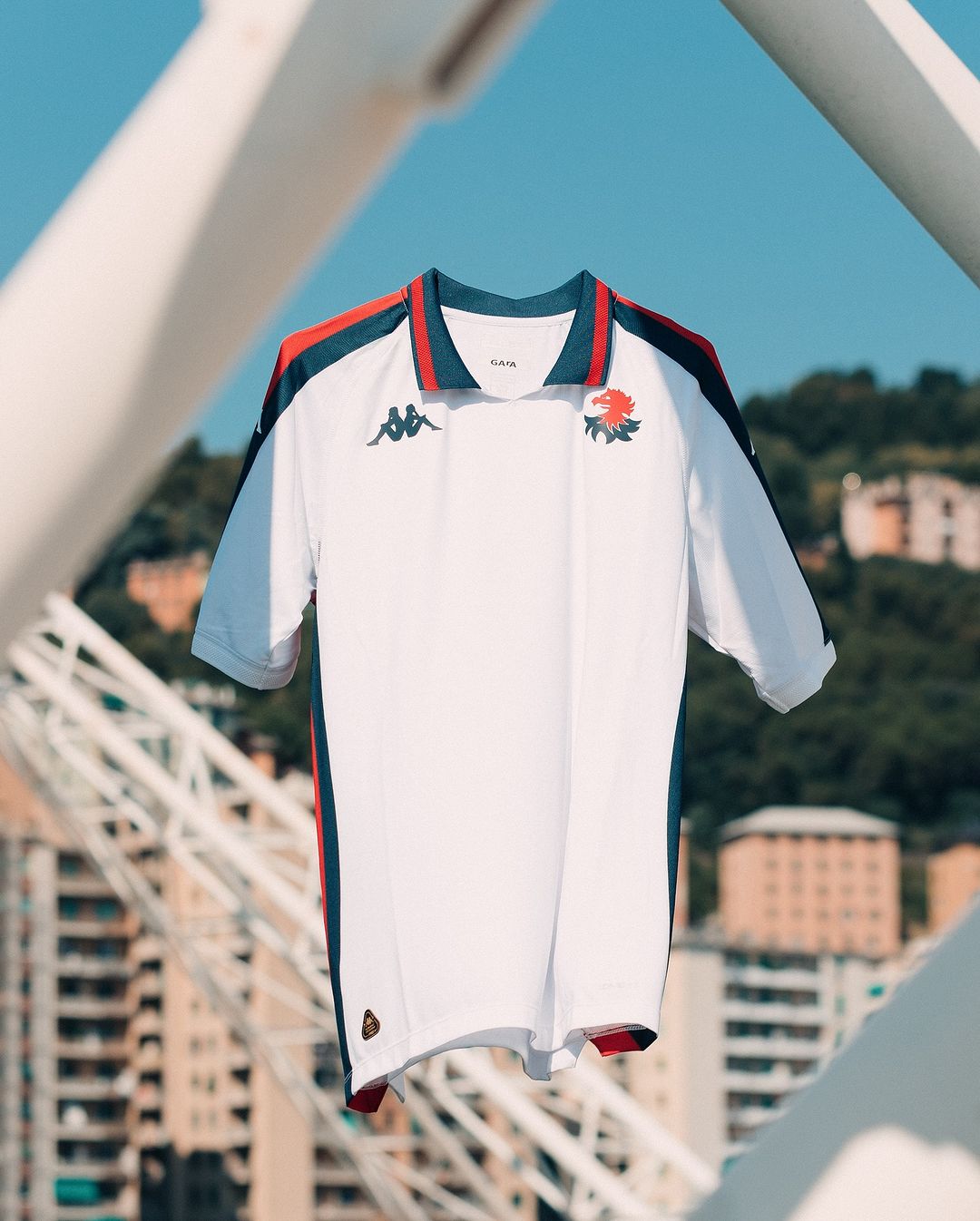 Dit zijn de Genoa CFC voetbalshirts 2024-2025