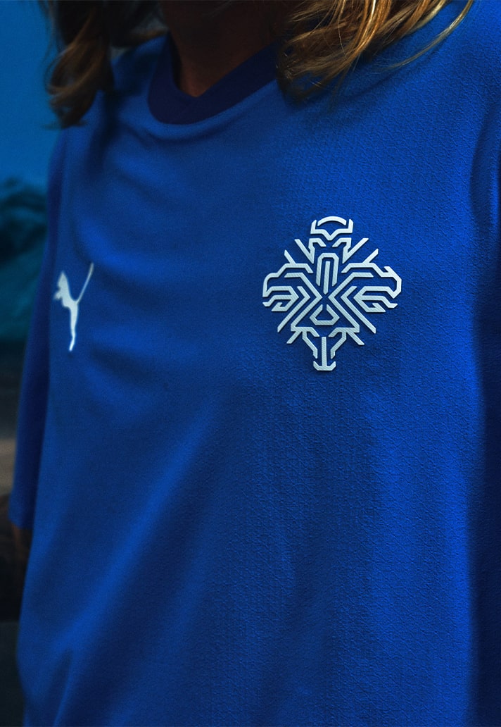 Ijsland thuisshirt 2026-2027 eert natuur