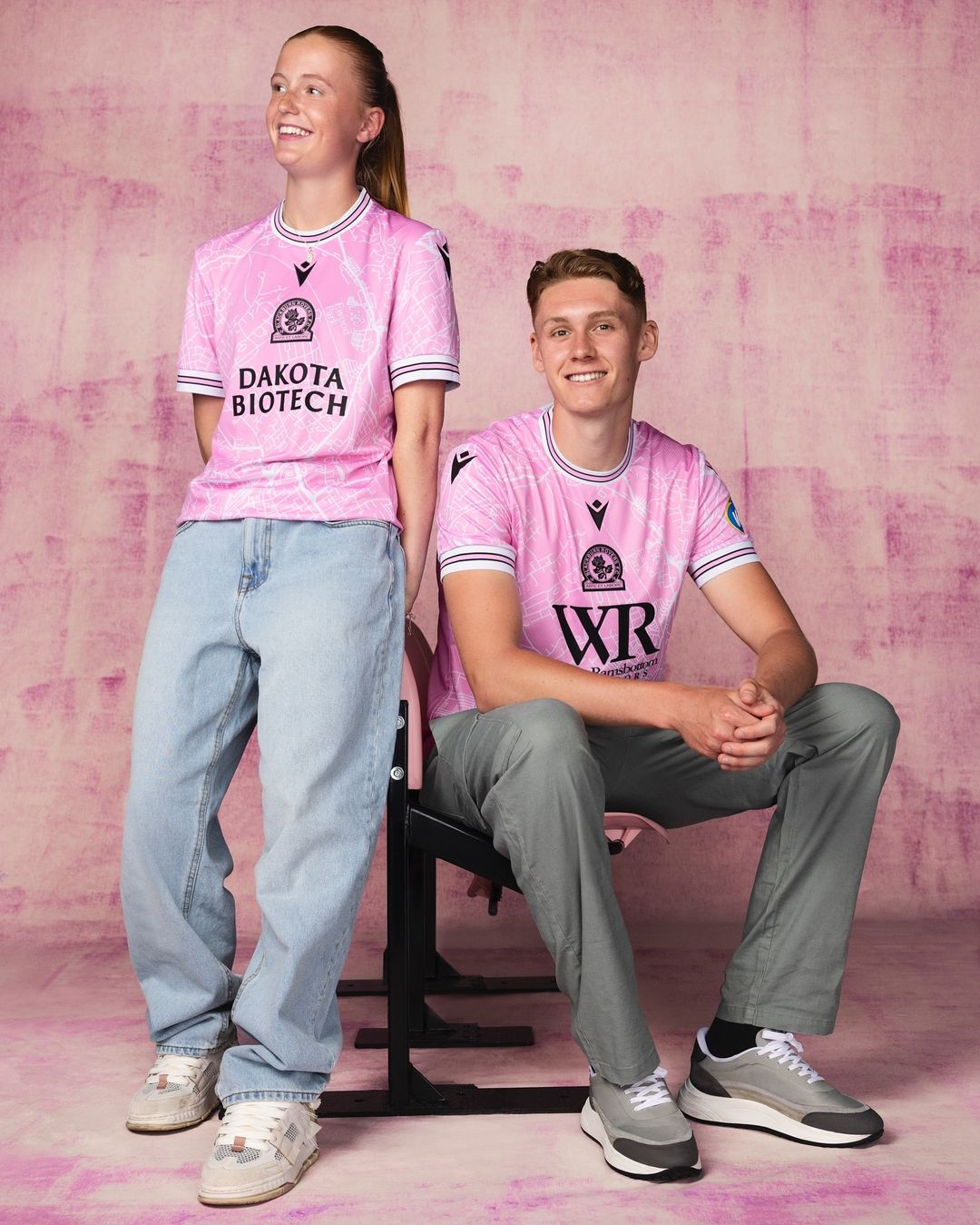 Blackburn Rovers voetbalshirts 2024-2025 geïnspireerd door voetbalshirts kampioensteam! 