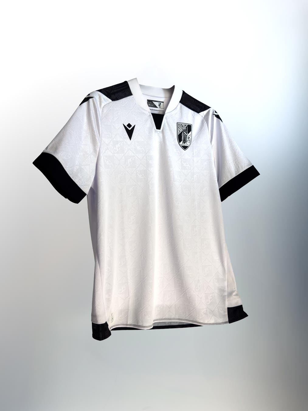Dit zijn de SC Vitoria voetbalshirts 2025-2026