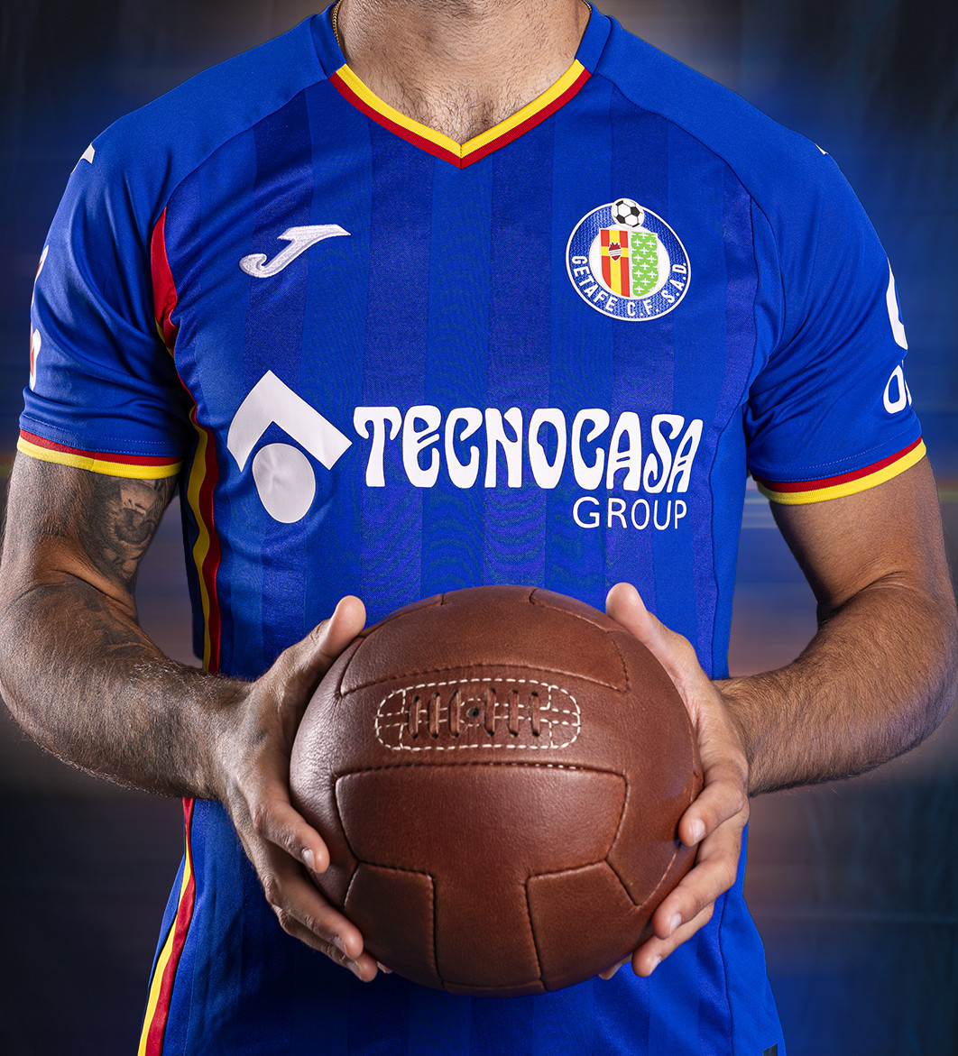 Getafe voetbalshirts 2025-2026 in stijl clubkleuren