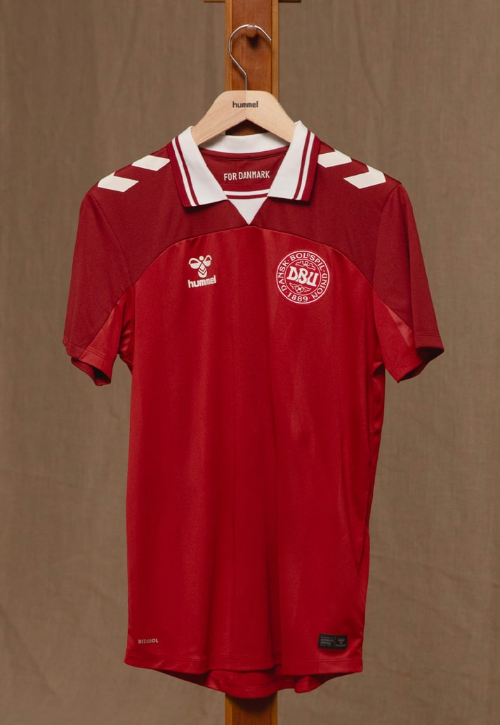 Dit zijn de Denemarken EK 2025 vrouwen voetbalshirts