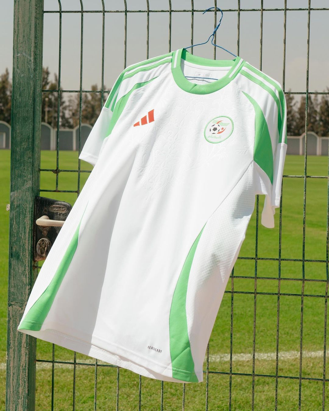 Algerije voetbalshirts 2024-2025 geïnspireerd door karakou