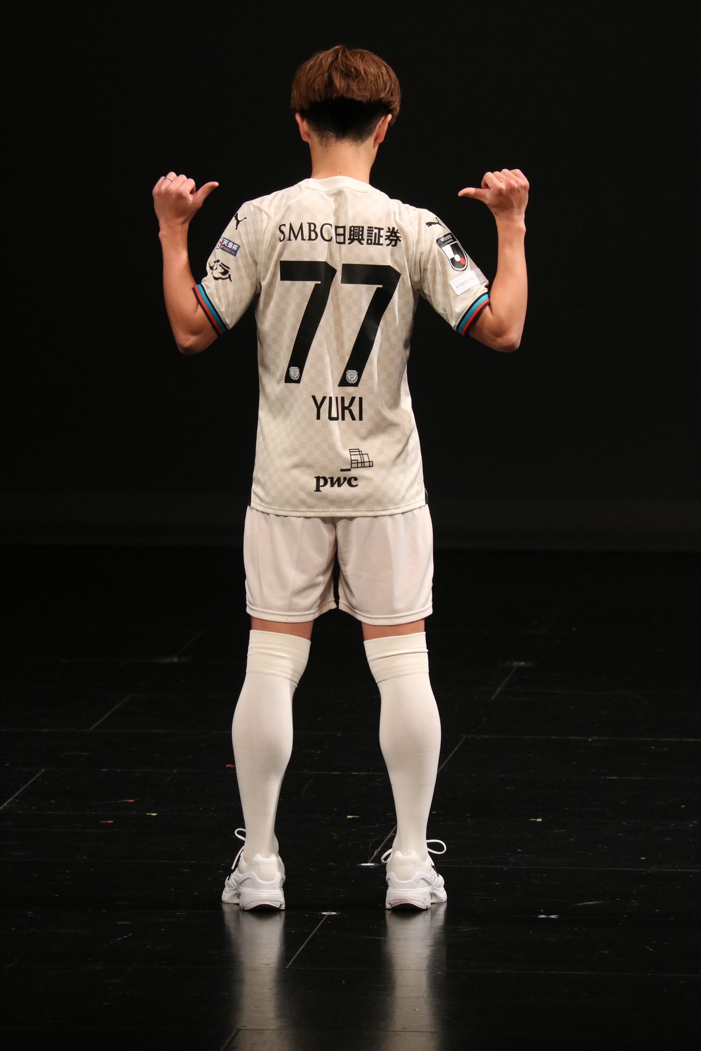 Kawasaki Frontale voetbalshirts 2024