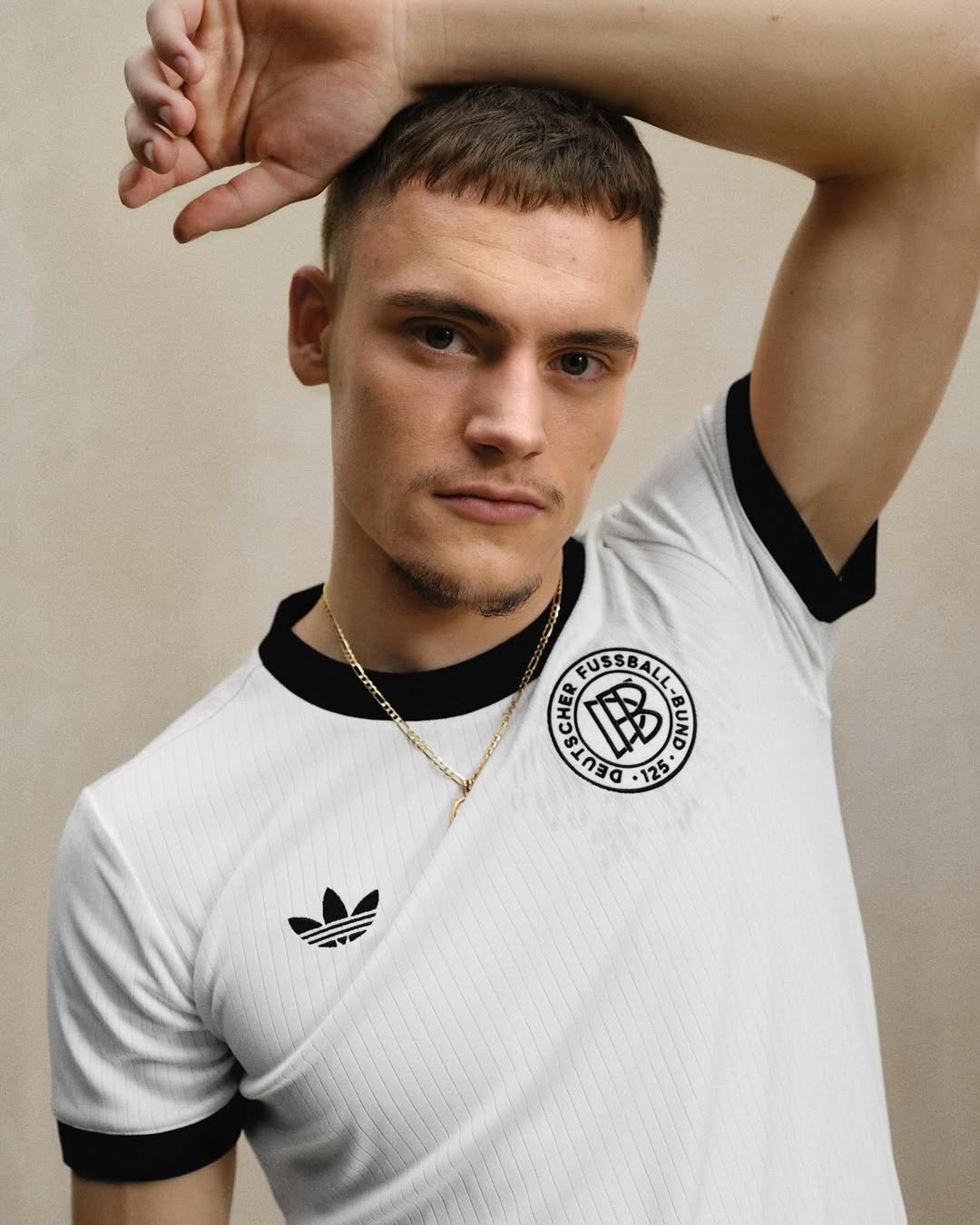 Duitsland voetbalshirt 125 jarig bestaan geïnspireerd door shirt 1974