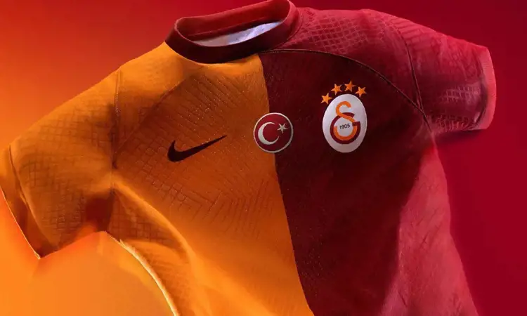 Galatasaray voetbalshirts 2023-2024