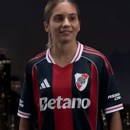 River Plate voetbalshirts 2025-2026 geïnspireerd door twee historische prijzen