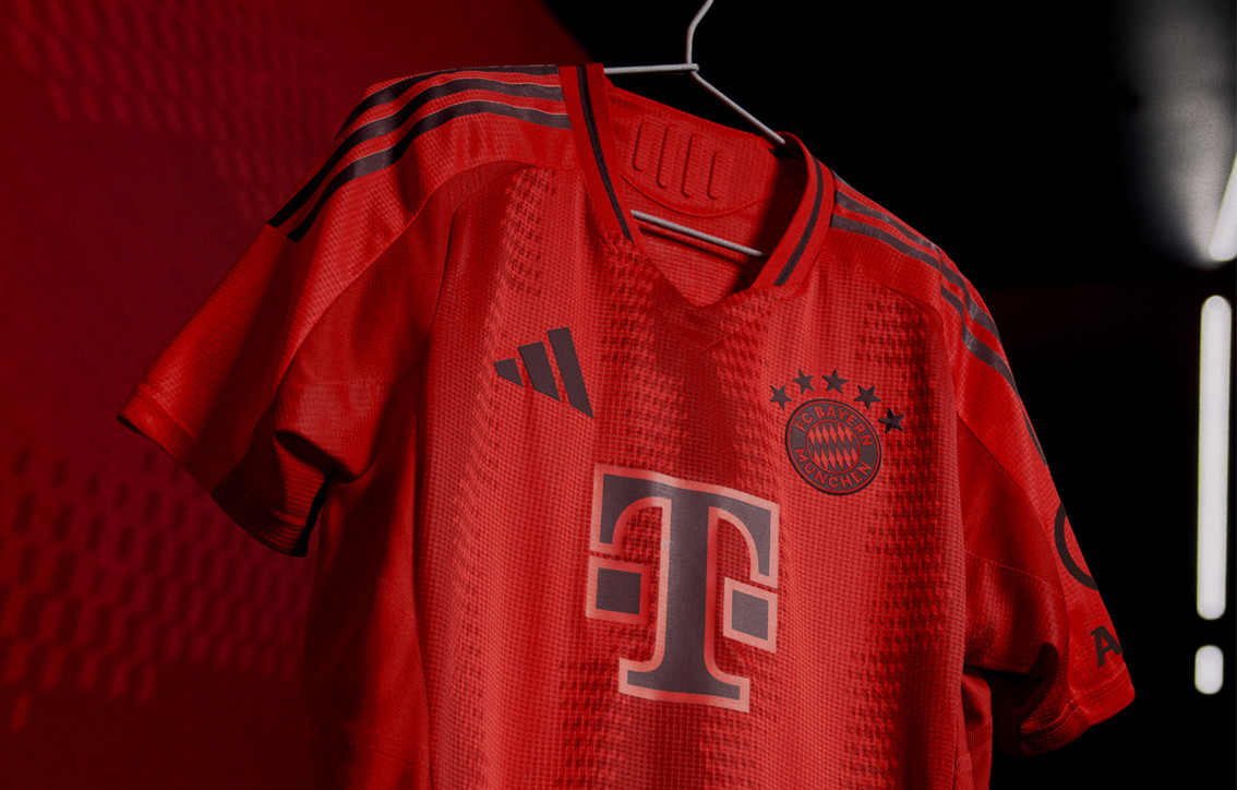 Bayern München thuisshirt 2024-2025 geïnspireerd door de magie van rood!