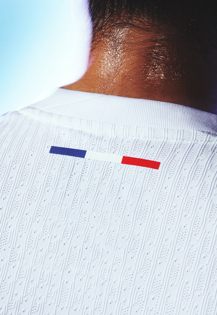 Paris Saint Germain uitshirt 2024-2025 bevat graphic Eiffeltoren!