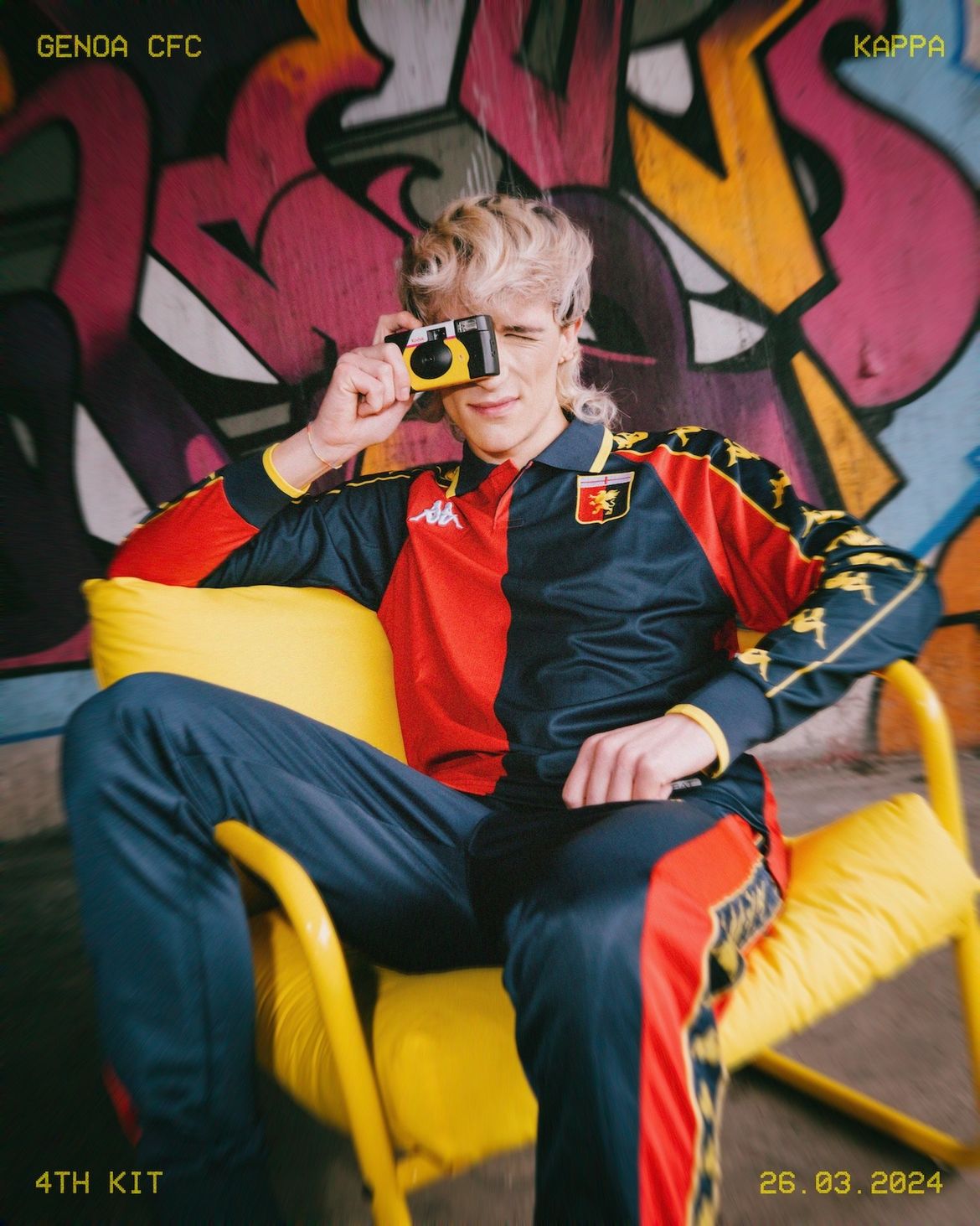 Genoa 4e voetbalshirt 2024 in stijl shirt 1999-2000