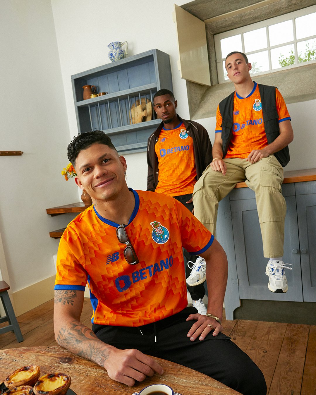 FC Porto voetbalshirts 2024-2025 in teken van vuur en vlam!