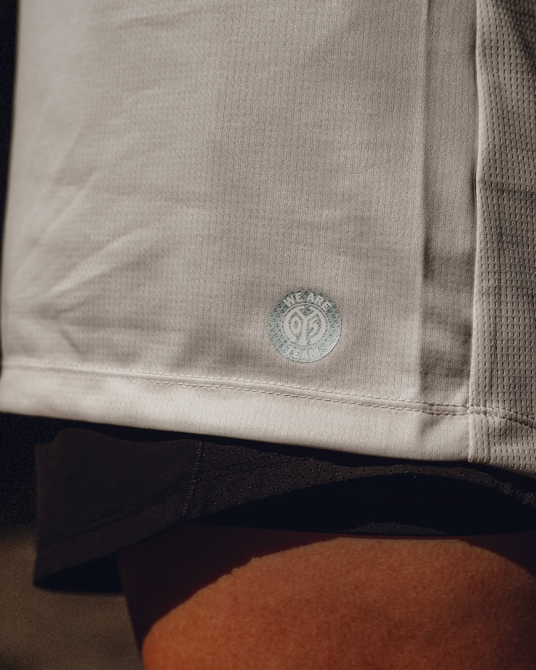 FSV Mainz 05 voetbalshirts 2025-2026 geïnspireerd door stad en shirt 1991-1992