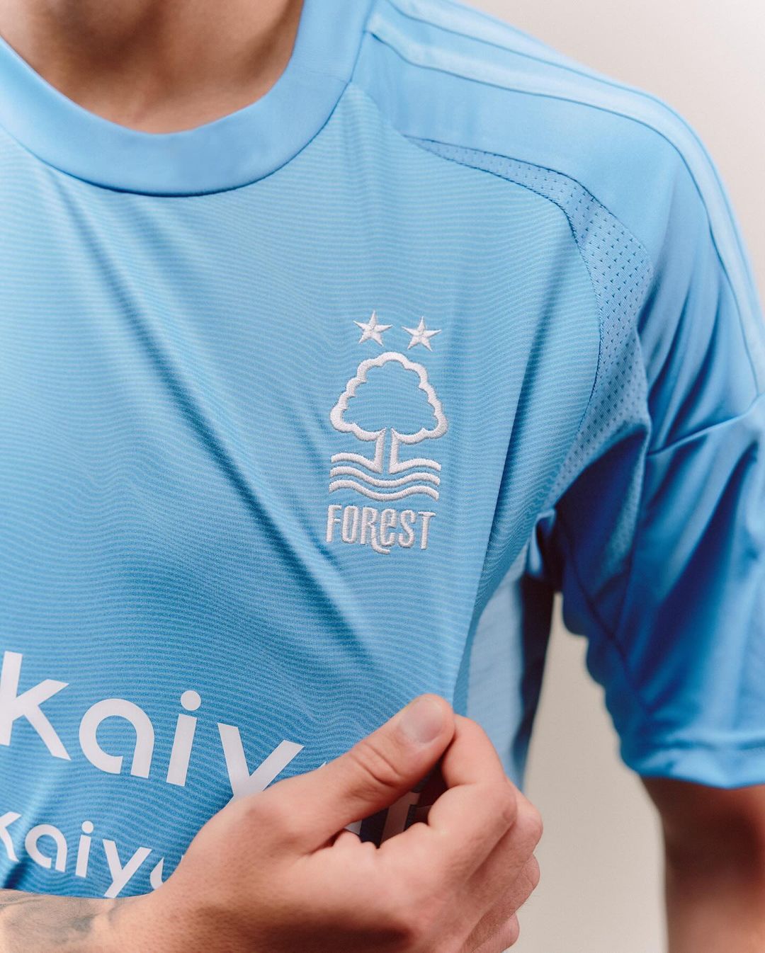 Nottingham Forest voetbalshirts 2024-2025: Een herinnering aan twee Europa cups