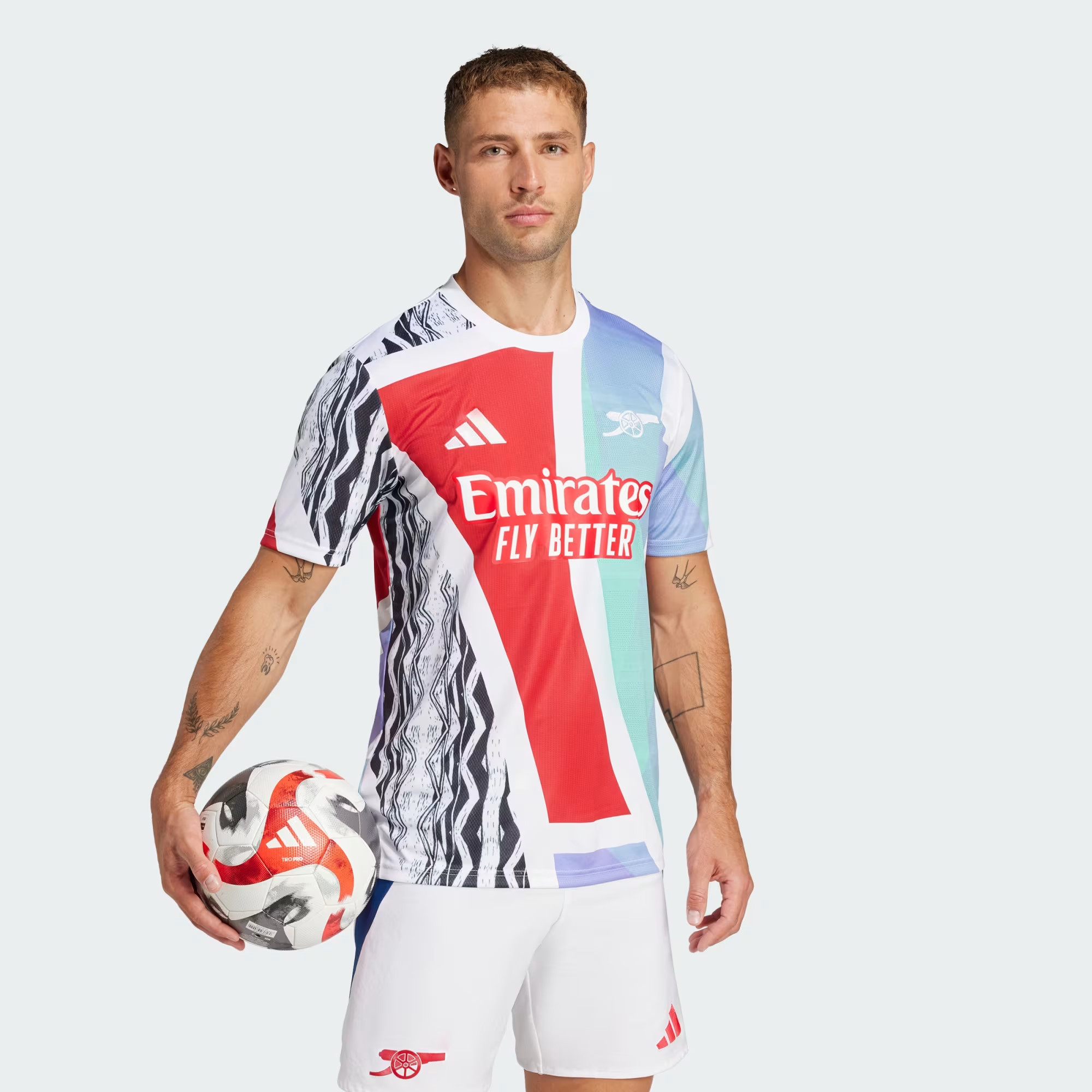 Arsenal warming-up shirt 2025 mix van voetbalshirts dit seizoen