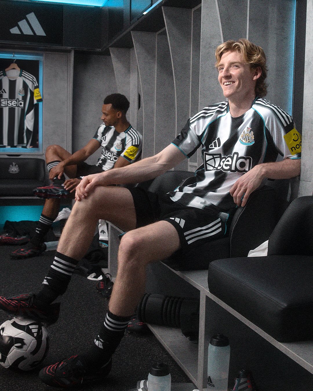 Newcastle United thuisshirt 2025-2026 geïnspireerd door shepherd’s check